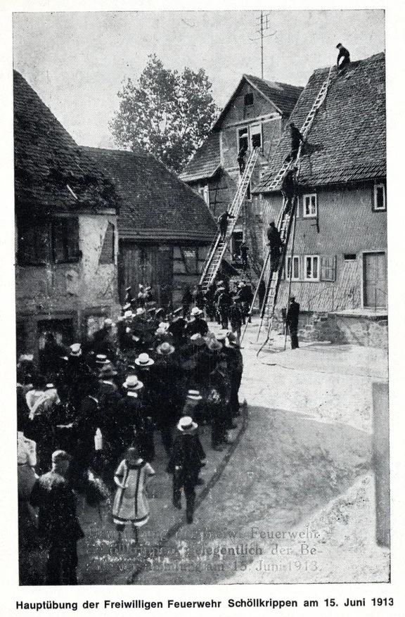 Hauptuebung-der-Feuerwehr-Schoellkrippen-am-15.06.1913.jpg