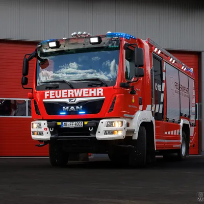 2024_HLF20_front-schraeg-blau.jpg