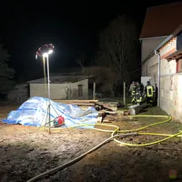 20190208-einsatz_2019007_brand_gartenhuette-0004.jpg