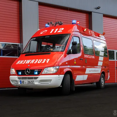 2024_MZF_front-schraeg-blau.jpg